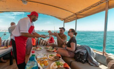moroccan-lunch-on-boat-agadir